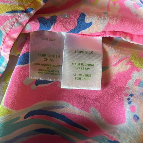 Lilly Pulitzer silk floral blouse - Picture 7 of 7